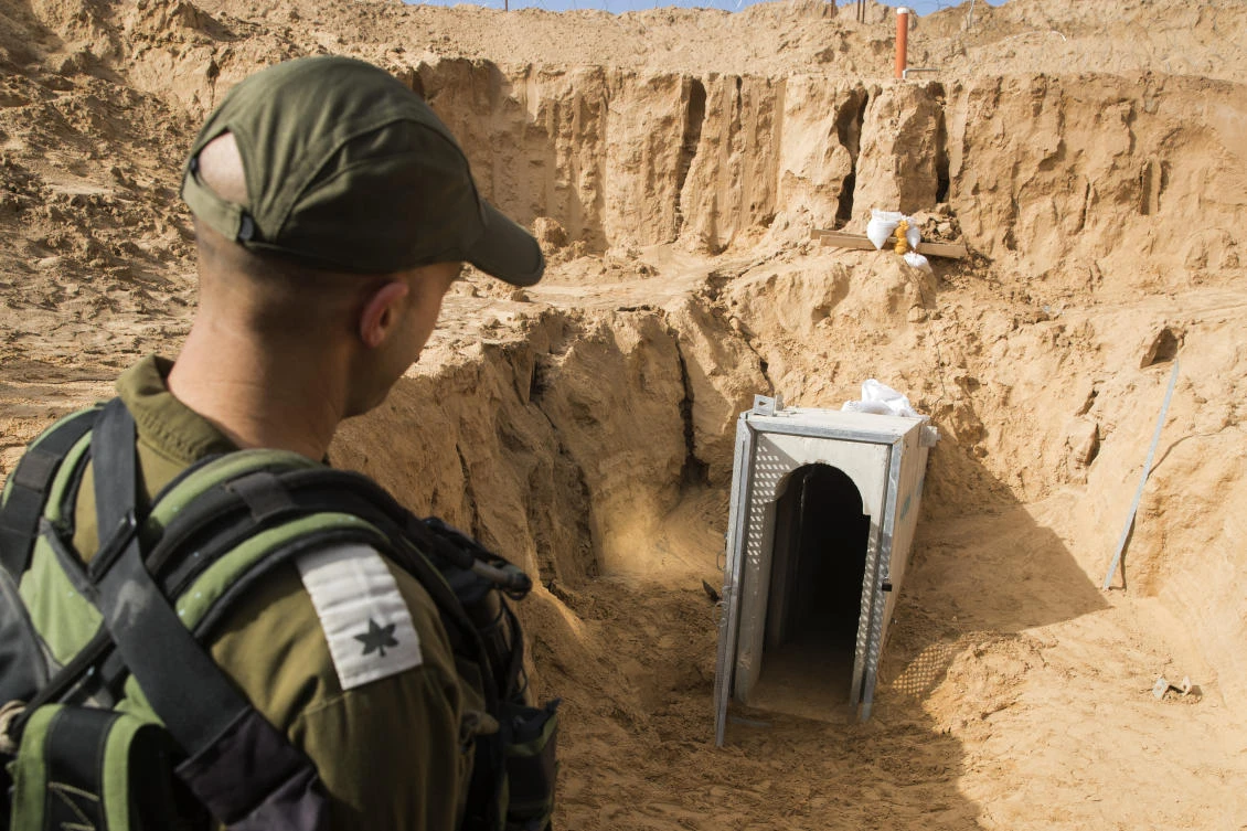 Hamas militant dies in attack tunnel