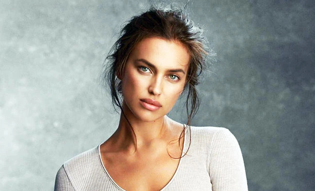 Russian supermodel Irina Shayk has a message for her followers — in Arabic.