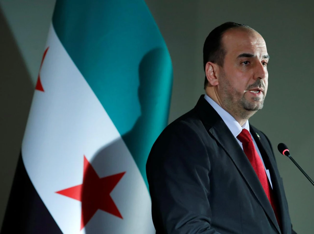 Nasr al-Hariri, Head of the Syrian High Negotiations Committee (HNC), attends a news conference before the opening of Intra Syria talks in Geneva, Switzerland November 27, 2017. (REUTERS)