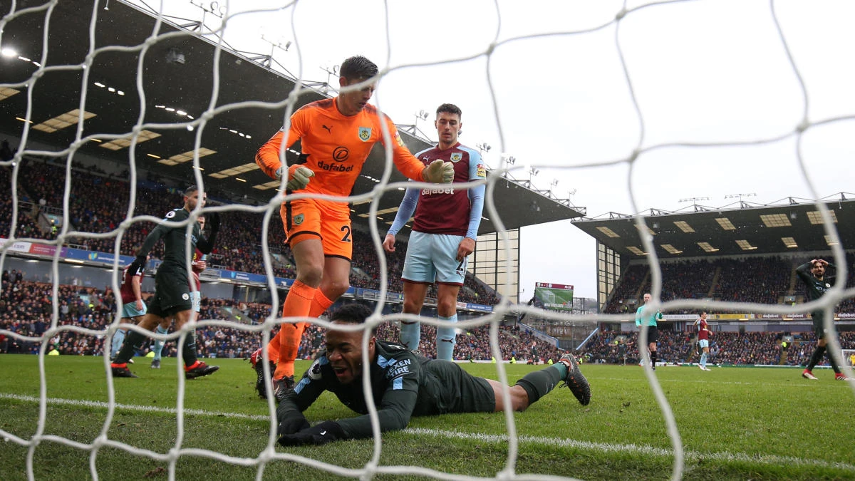 Manchester City's Raheem Sterling reacts after missing a golden chance to score. (REUTERS)