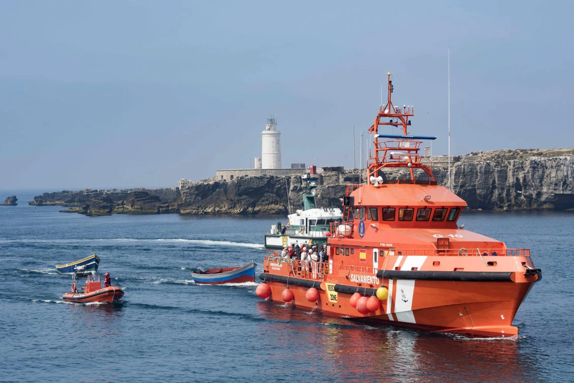 Bodies of 16 migrants recovered off Morocco coast