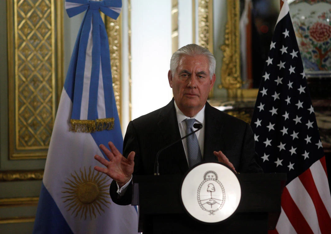 Tillerson raises specter of US sanctions on Venezuelan oil