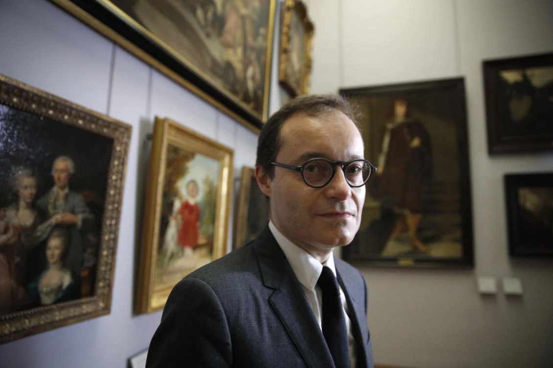 France hands back Nazi looted art to Jewish family
