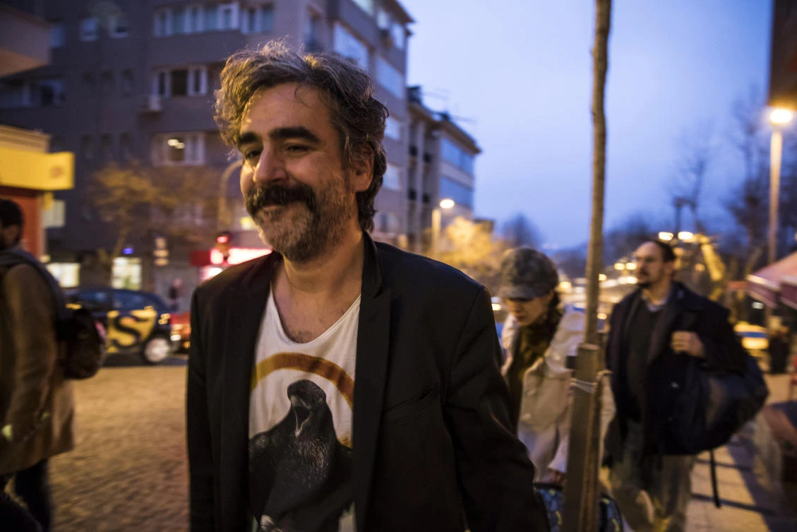 German-Turkish journalist Deniz Yucel is pictured in front of his home after he was released from prison in Istanbul, Turkey, Feb. 16, 2018. (Reuters)