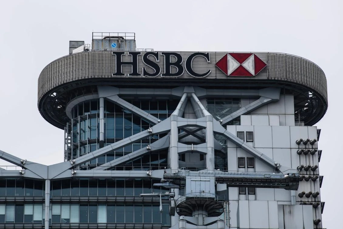 HSBC weighs on banks as European stocks advance