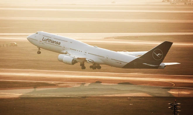 Lufthansa recognized that the company needed to modernize the aircraft appearance in order to remain up to date.