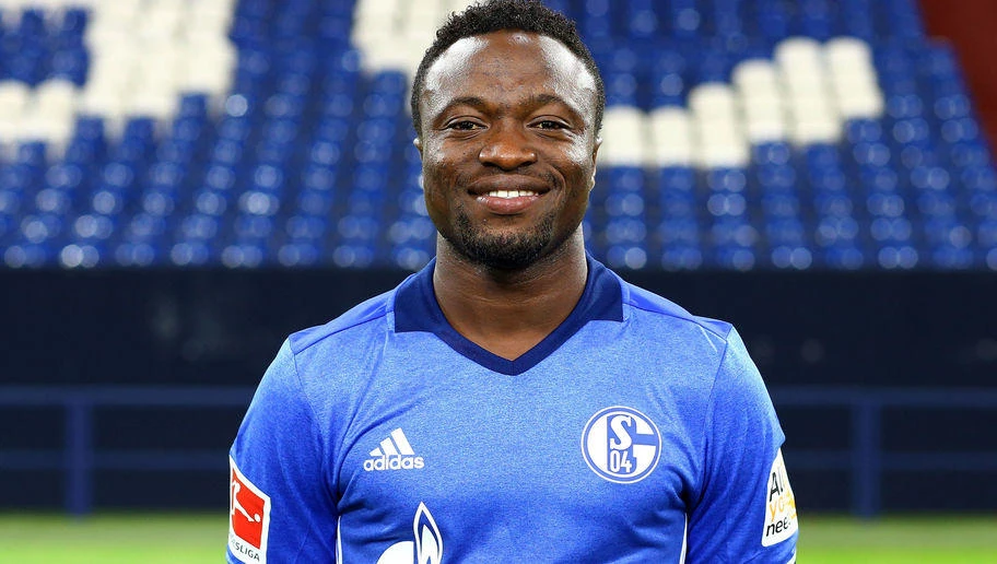 Ghana international Bernard Tekpetey was left red-faced after firefighters had to break into his home. (Photo courtesy: Twitter)