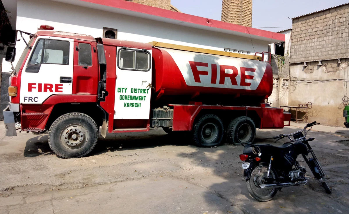 A fire taker in the central office of the Karachi Municipal Corporation’s Fire and Rescue headquarters. (AN photo)