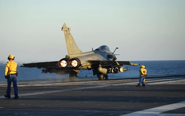 Strikes on east Syria’s last Daesh pocket kill 25 civilians