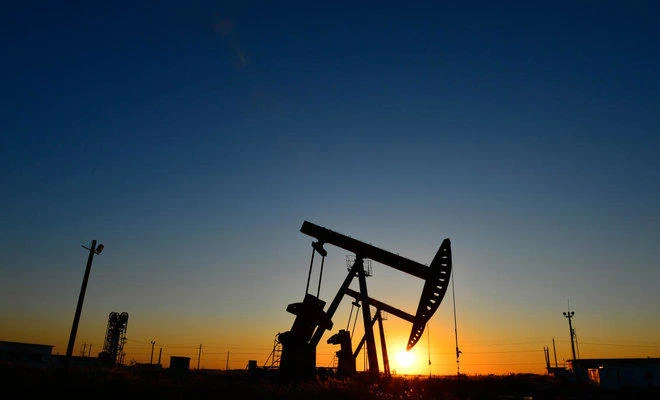 Saudi Arabia said that it would continue to curb shipments of oil in line with the OPEC-led effort to cut global supplies. (Shutterstock)