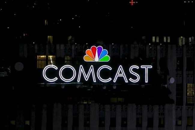 Comcast challenges Murdoch with $31 billion offer to buy pay-TV group Sky