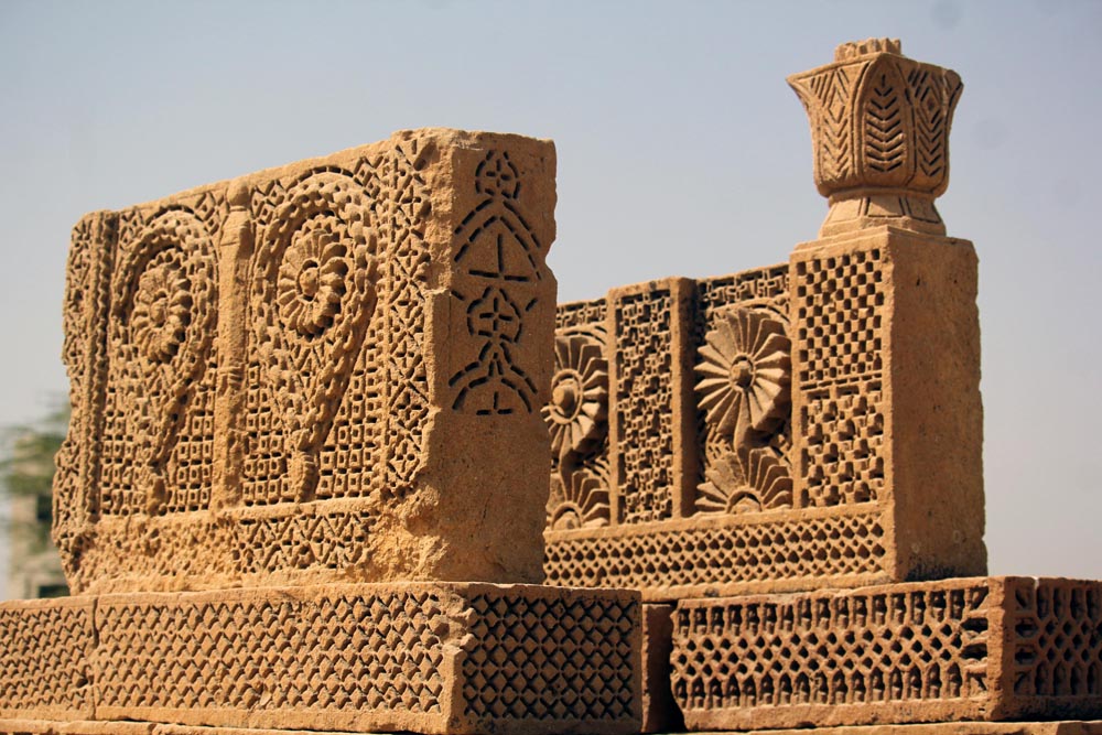 Marvels of Chaukhandi tombs attract tourists from around the world