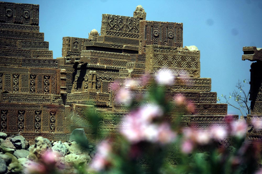 Chaukhandi tombs are situated some 29 kilometers east of Karachi (Photo Arab News/ M.F. Sabir)