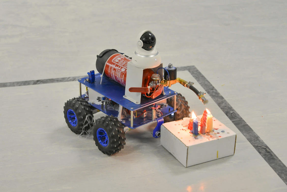 The students will take part in an international competition for the best manufacturing robot in California on March 22-26.