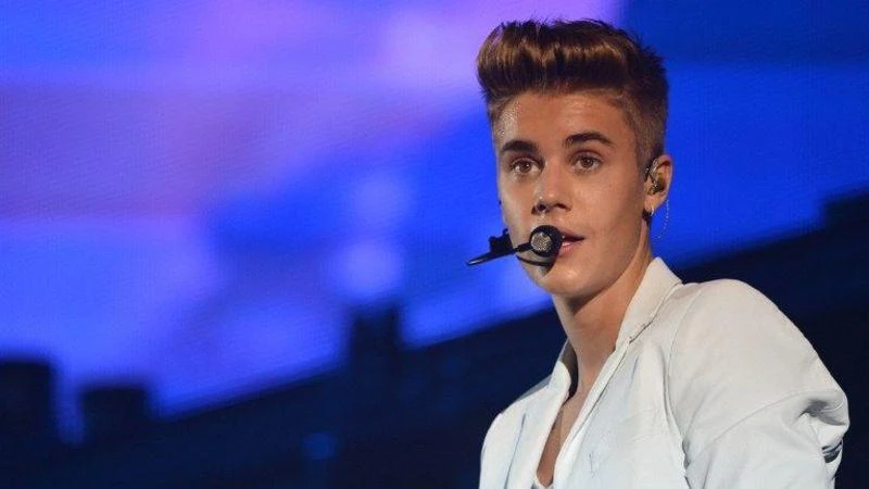 Welsh teen gets prison sentence for terror plots, including targeting Justin Bieber concert