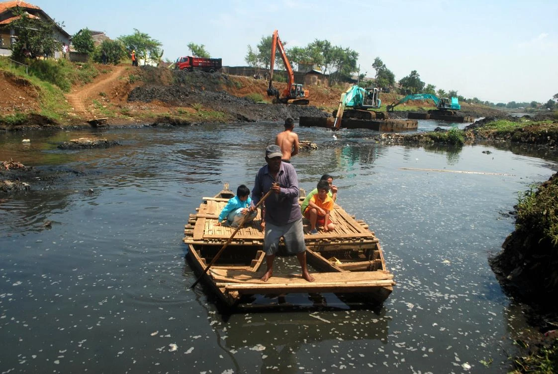 Indonesia embarks on Herculean project to clean world’s most polluted river