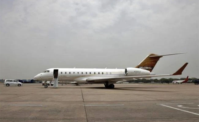 A Bombardier Global 6000 jet stands on the tarmac at the airport in New Delhi in this file photo. The jet is similar to the one owned by South Africa's Gupta family, which has disappeared. (Reuters photo)