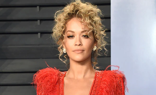 How She Do: Rita Ora plays Dubai, Bahrain