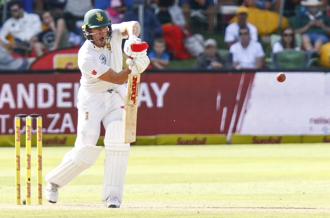 De Villiers century takes South Africa 139 ahead of Australia