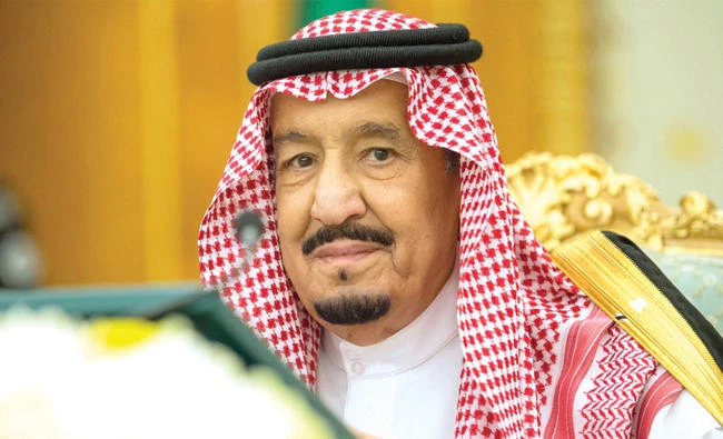 King Salman chairs the Cabinet session in Riyadh on Tuesday. (SPA)