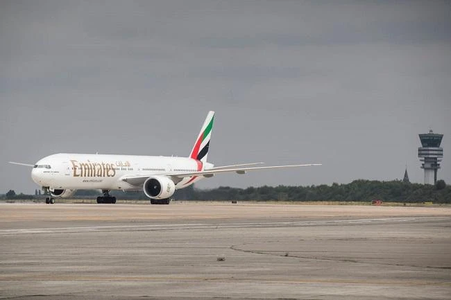 Emirates crew member dies after fall from parked Boeing 777 in Uganda