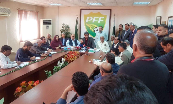 Pakistan Football Federation (PFF) President Syed Faisal Saleh Hayat announced on Saturday that PFF will renew the country’s domestic and international football activity and said that the PFF will organize National Challenge Cup, and will be followed by other domestic and international football events, including Pakistan Premier League, National Women Championship. (AN photo)