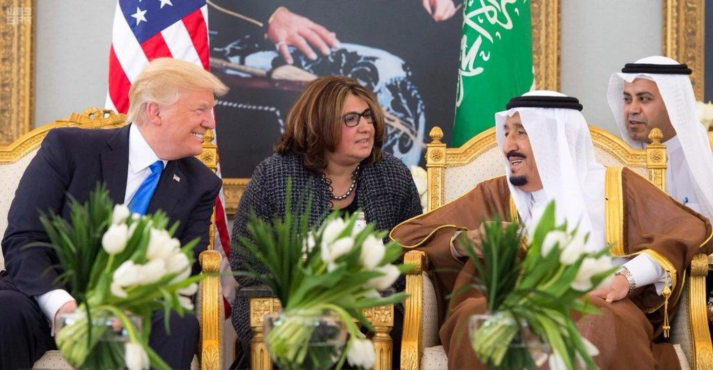 Saudi King Salman mets US President Donald Trump in Riyadh in May 2017. (SPA)