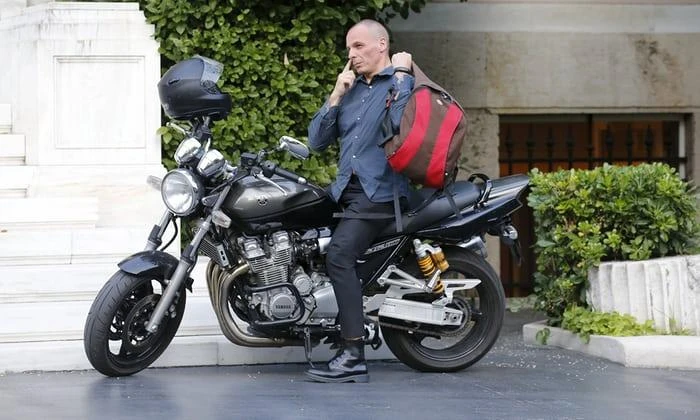 ‘Easy Rider’ Varoufakis launches Greek political party