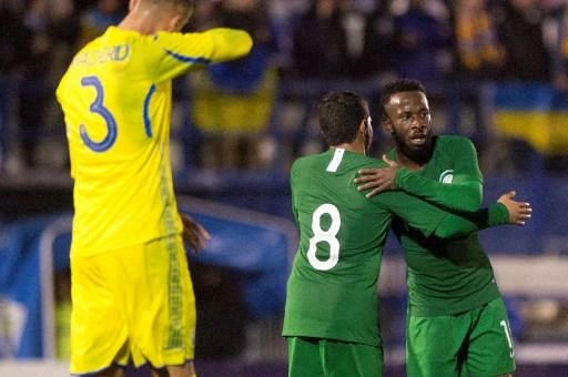 Fahad Al-Muwallad and Yahya Al-Shehri will get to fine tune their game in a series of challenging friendly matches for Saudi Arabia. (AFP)