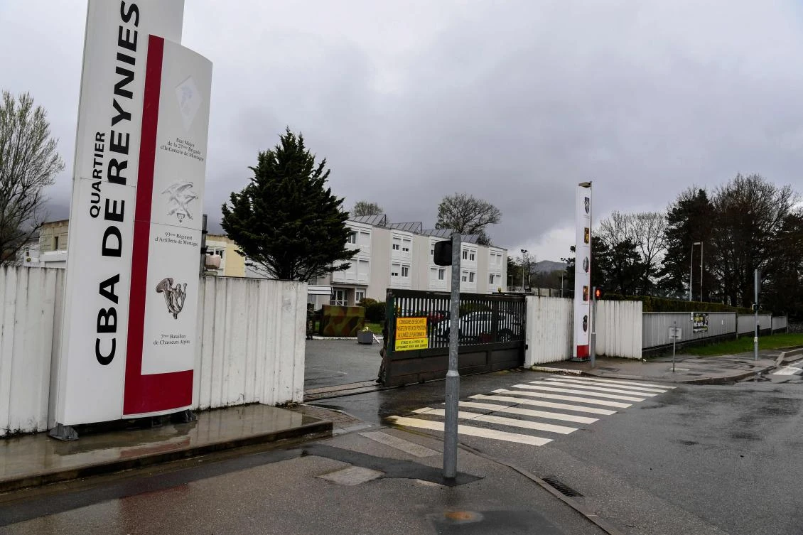 French police detain man suspected of trying to ram soldiers: security source
