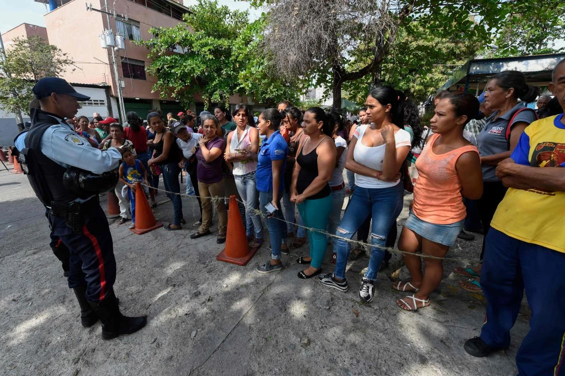 Sixty eight killed in Venezuelan police station riot and fire