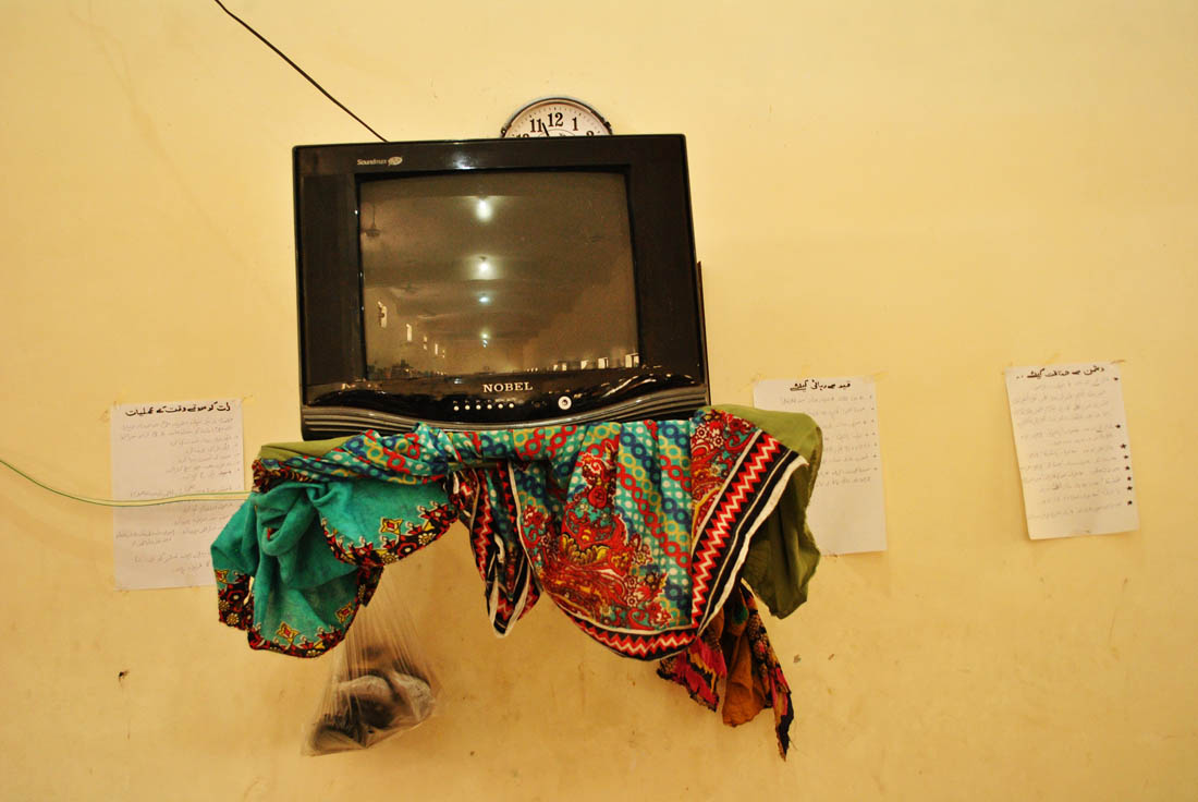 Prisoners watching television. (AN photo by Saba Rehman)
