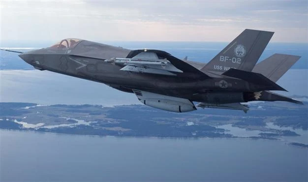File photo of the US F-35 Lightning II, also known as the Joint Strike Fighter (JSF), Mar 2010. (REUTERS)
