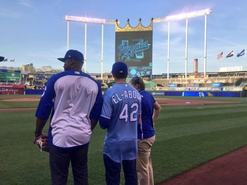 American-Palestinian becomes first MLB professional with autism