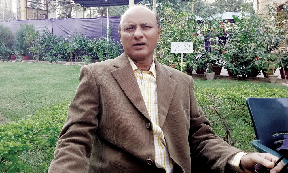 Meet the co-creator of the original Arab News logo