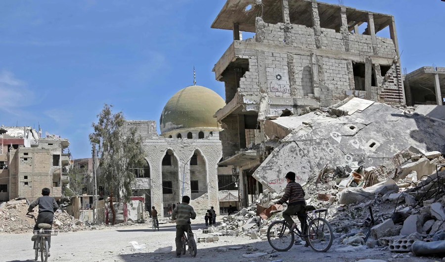 Trump agrees to keep US troops in Syria a ‘little longer,’ but wants out