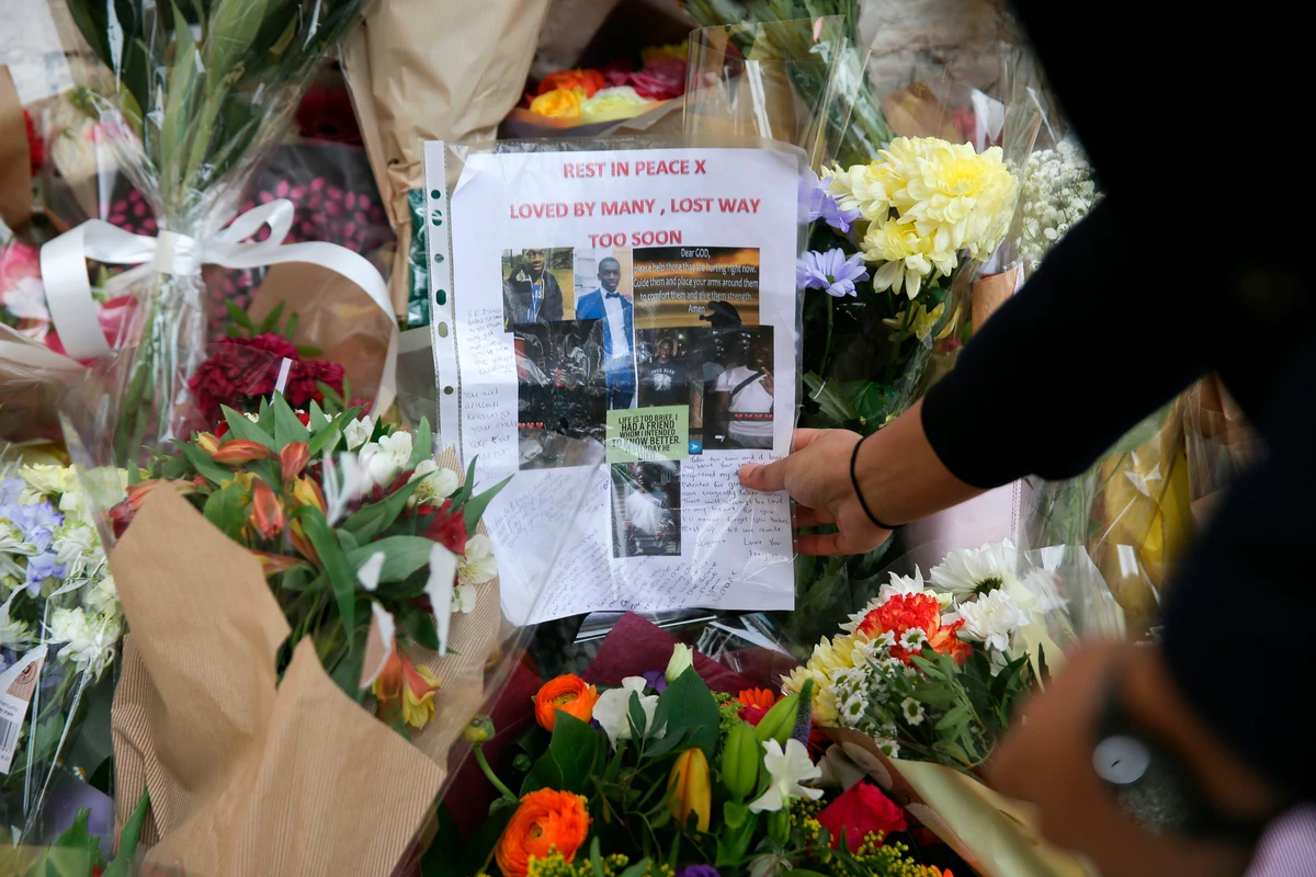 London police call urgent meeting after six more stabbings