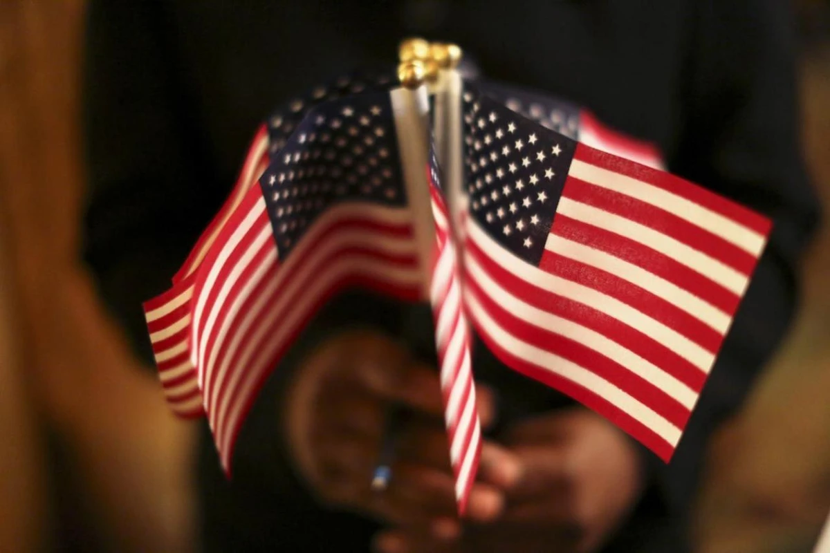 Iran hit by global cyber attack that left US flag on screens