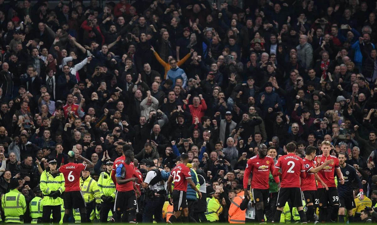 Paul Pogba leads Manchester United’s stunning fightback to make City wait for title