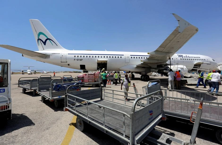 File photo for a plane on the tarmac of Mogadishu airport, Somalia, Jan 27, 2016. (Reuters)