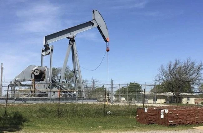 Oil markets tense on Middle East crisis, US-China trade spat