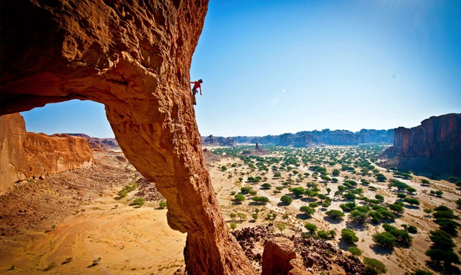 Height of adventure: Treading the ‘Edge of the World’ near Riyadh