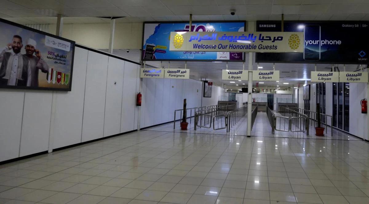 Rockets hit Libya airport as UN, French officials visit to talk peace
