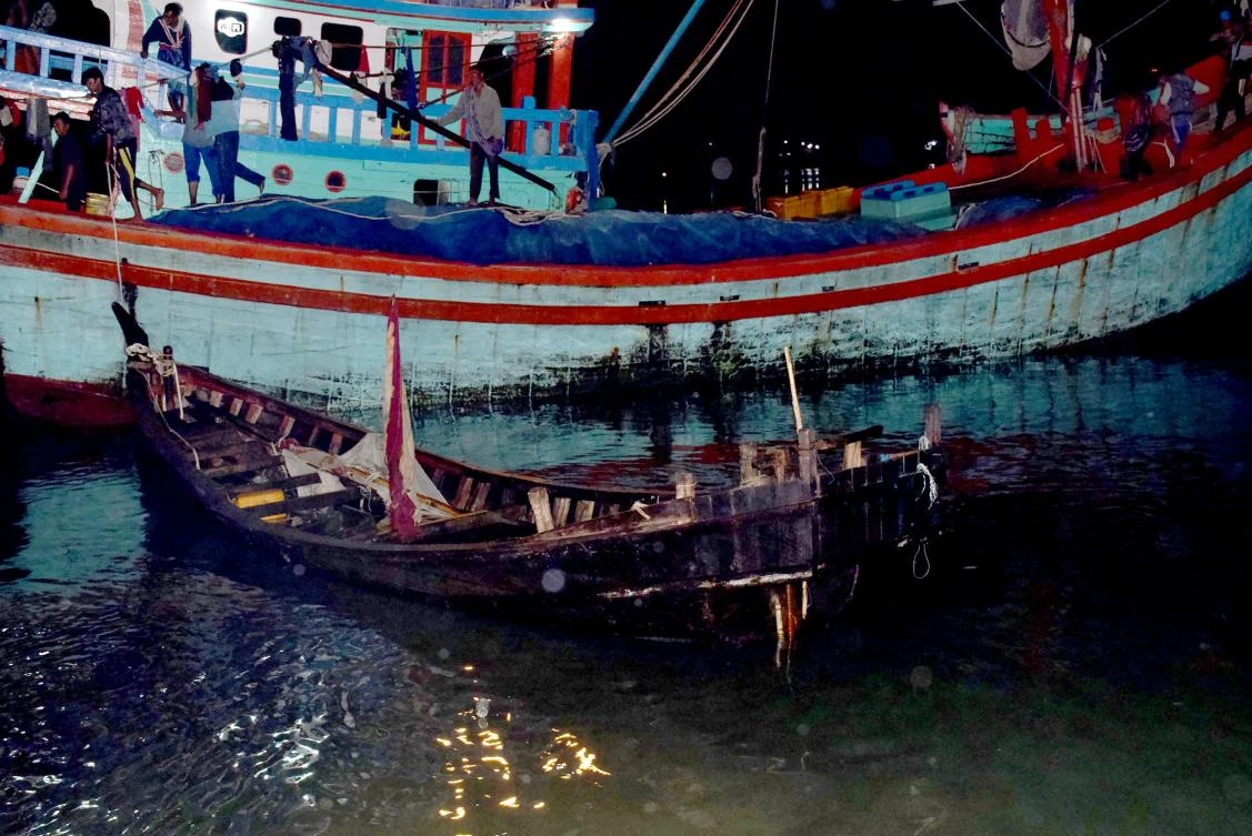Dozens of Rohingya come ashore in Indonesia