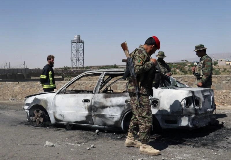 Afghan official: Roadside bomb kills 5 in eastern province