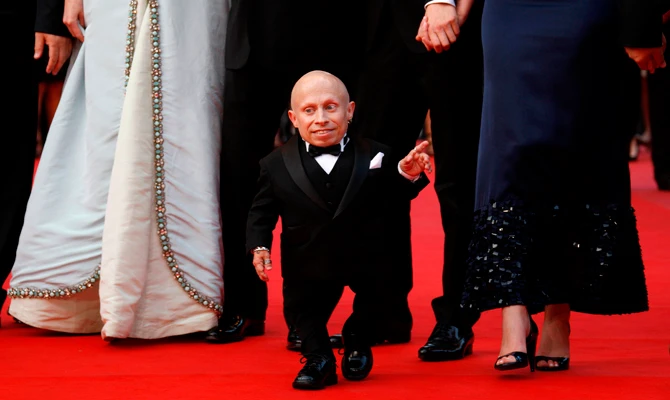 ‘Mini-Me’ actor Verne Troyer dies at 49