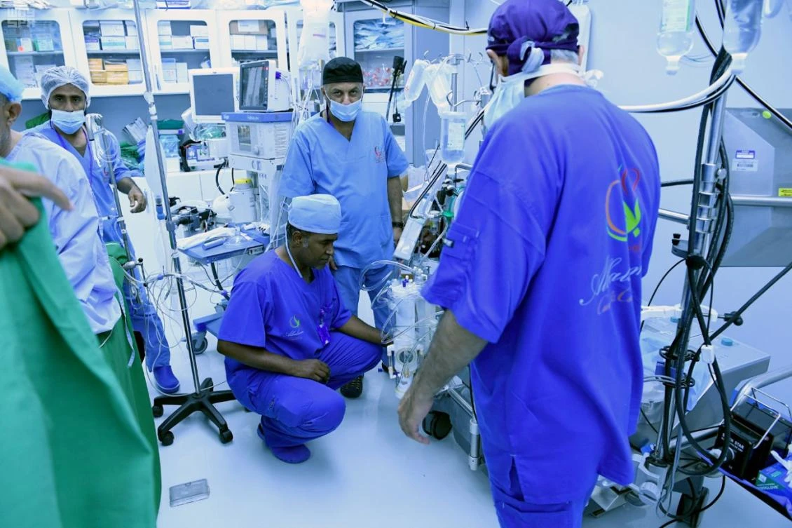 More than a hundred heart surgeries were carried out in Yemen by international medical specialists from the Al-Balsam International Organization. (SPA)