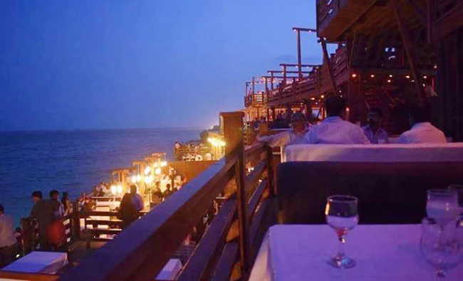 Do Darya; a scenic food street on the Karachi shore, has attracted thousands of food-lovers over the past seven years. The restaurants are now facing closure. (Photo by M.F. Sabir)