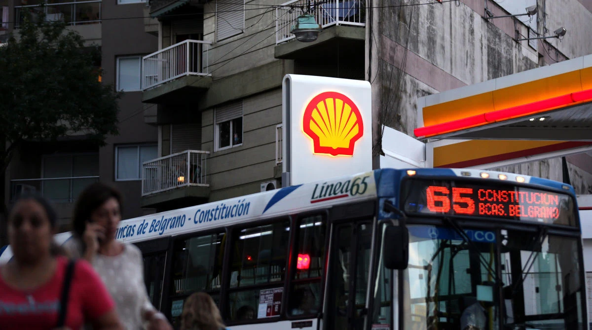 Shell’s net income attributable to shareholders in the quarter, based on a current cost of supplies and excluding identified items, rose to $5.322 billion from a year ago. (Reuters)