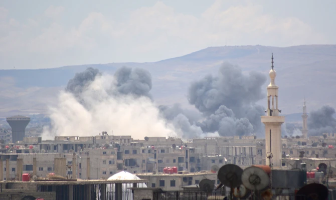 Syrian army pounds Palestinian camp; UN warns of dire conditions